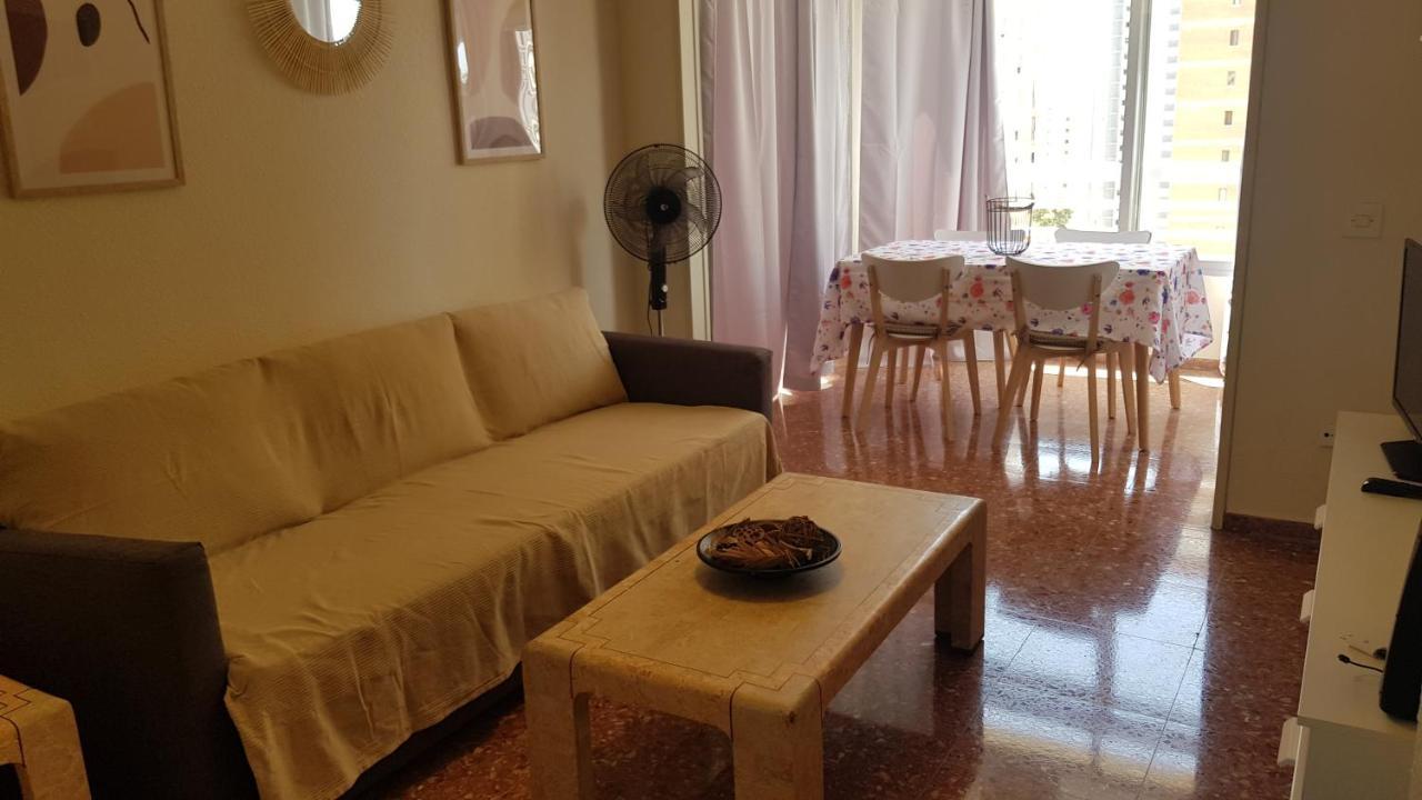 Disponible En Abril-Wifi-3Hab, 6 Pers, -Piscina, Aire Acondi-Parking Opcionable Extra Appartement Benidorm Buitenkant foto