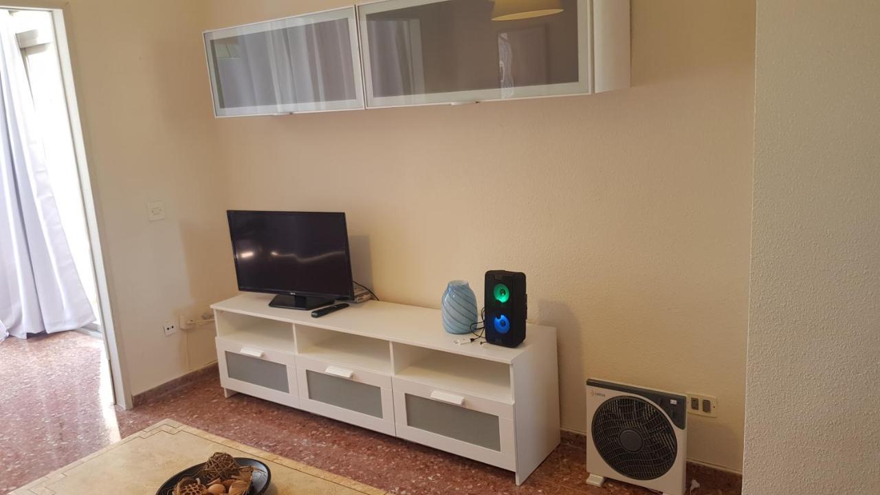 Disponible En Abril-Wifi-3Hab, 6 Pers, -Piscina, Aire Acondi-Parking Opcionable Extra Appartement Benidorm Buitenkant foto