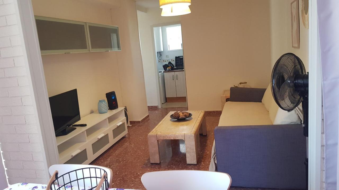 Disponible En Abril-Wifi-3Hab, 6 Pers, -Piscina, Aire Acondi-Parking Opcionable Extra Appartement Benidorm Buitenkant foto