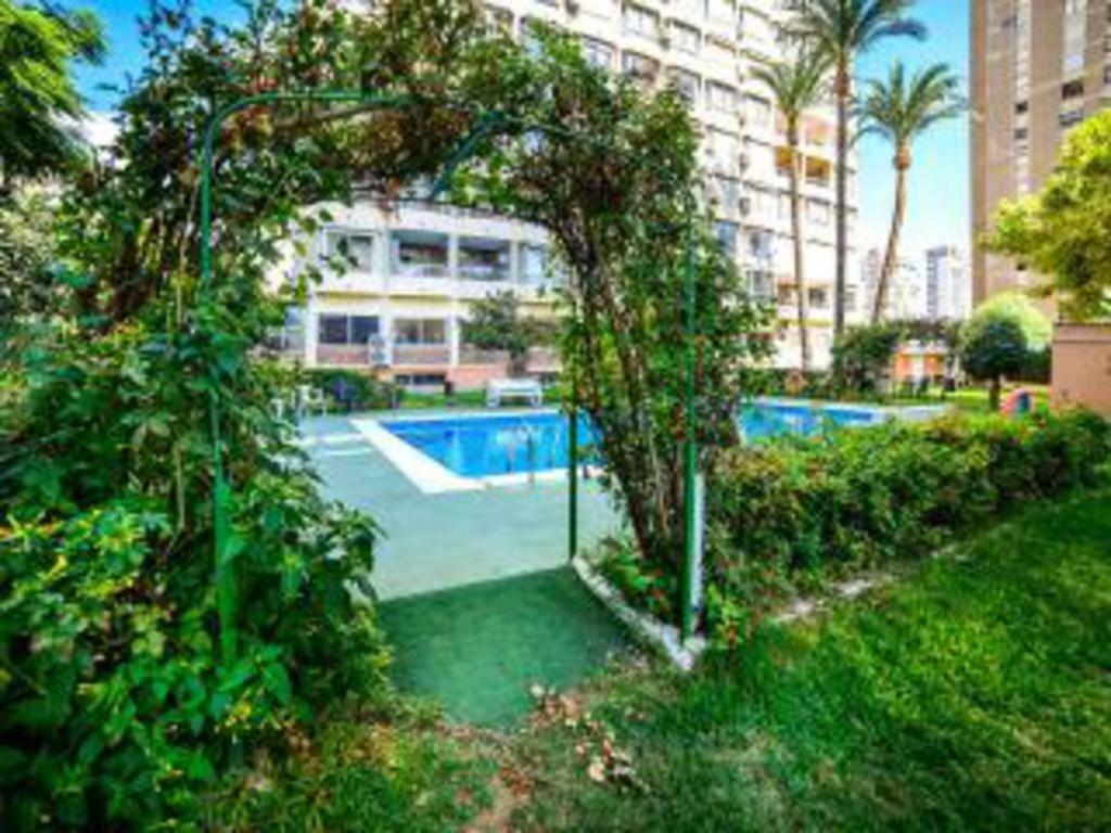 Disponible En Abril-Wifi-3Hab, 6 Pers, -Piscina, Aire Acondi-Parking Opcionable Extra Appartement Benidorm Buitenkant foto